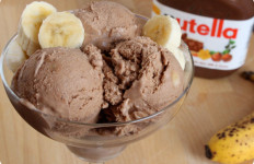 Kremasti Nutella sladoled sa bananom.